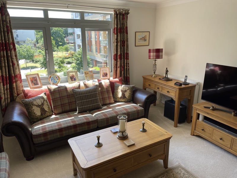 Room Wallis Place in Maidstone
