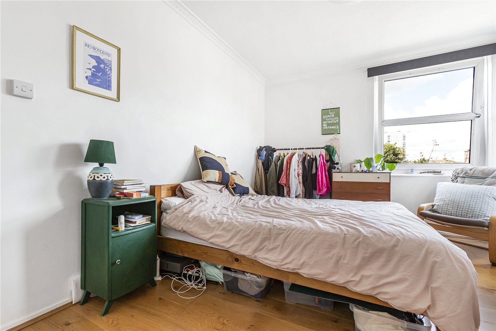 Flat Mapledene Estate in Greater London