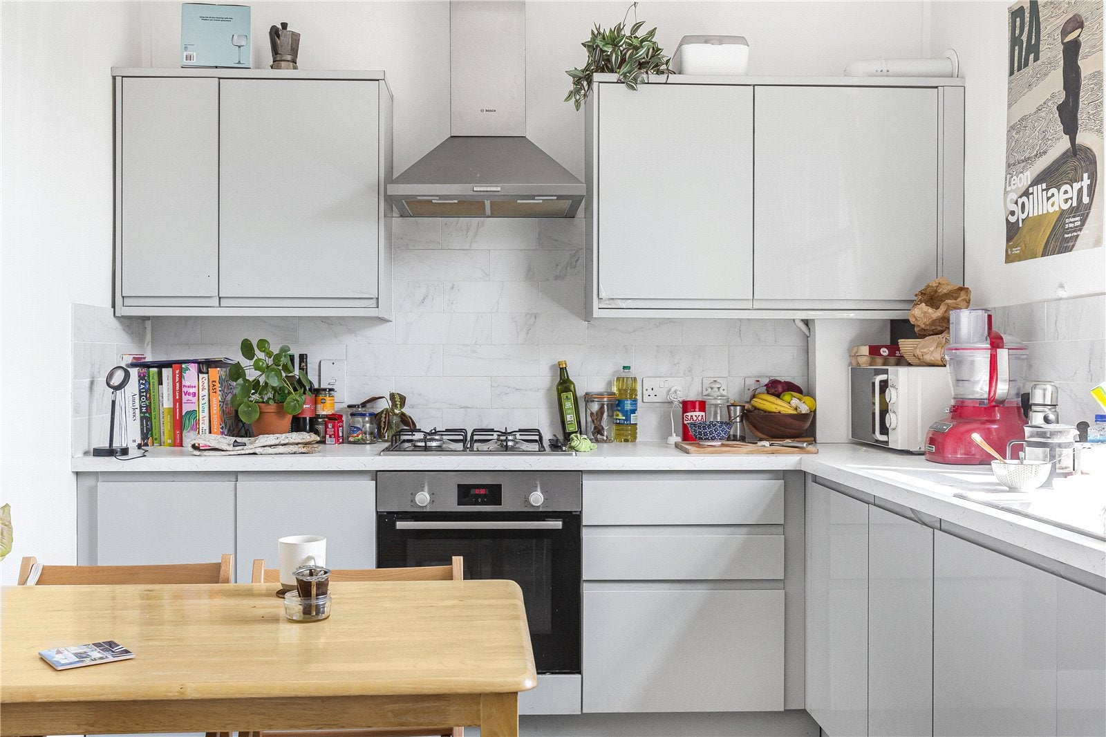 Flat Mapledene Estate in Greater London