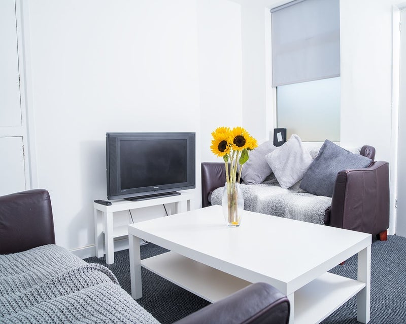Room Manor Lane in Sheffield