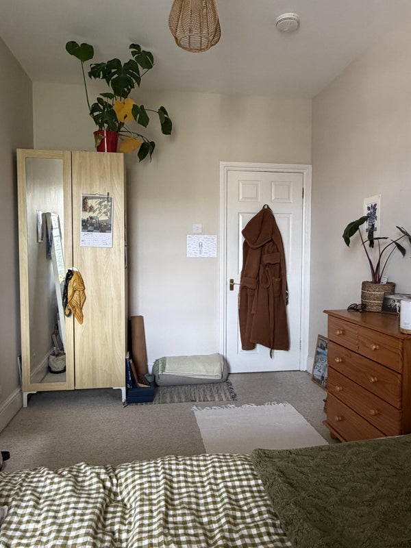 Room Apsley Road in Bristol