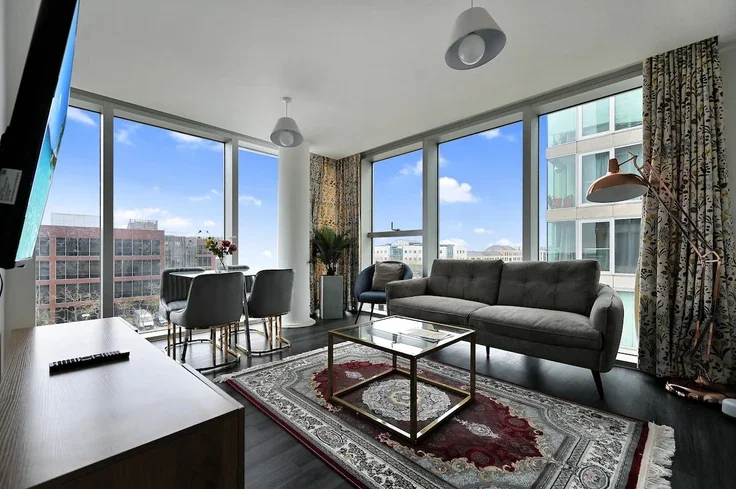 Flat Mortimer Square in Milton Keynes