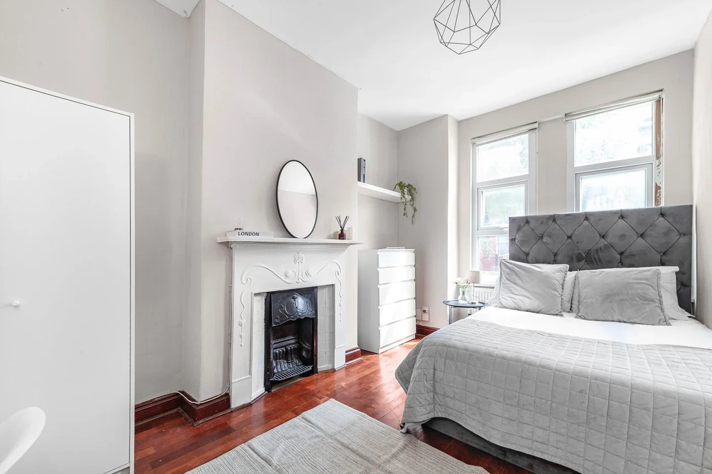 Room Galloway Road in Greater London