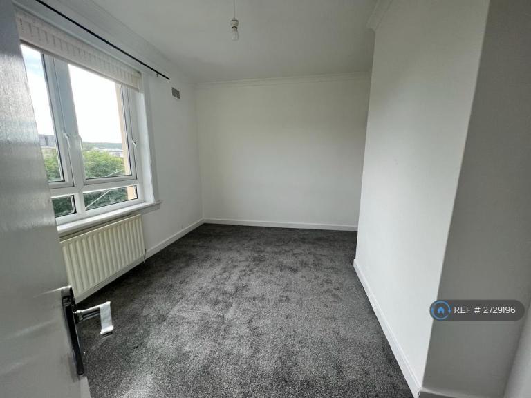 Flat Hopes Avenue in Dalmellington