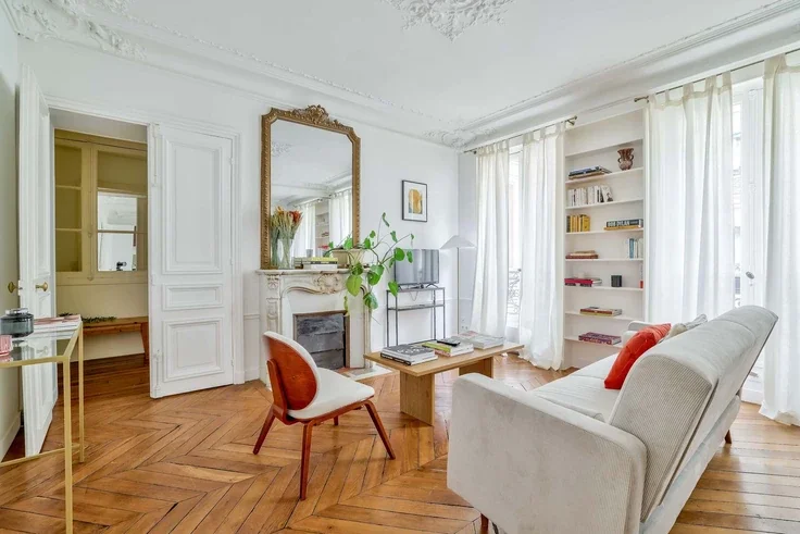 Appartement Rue de la Tour à Paris
