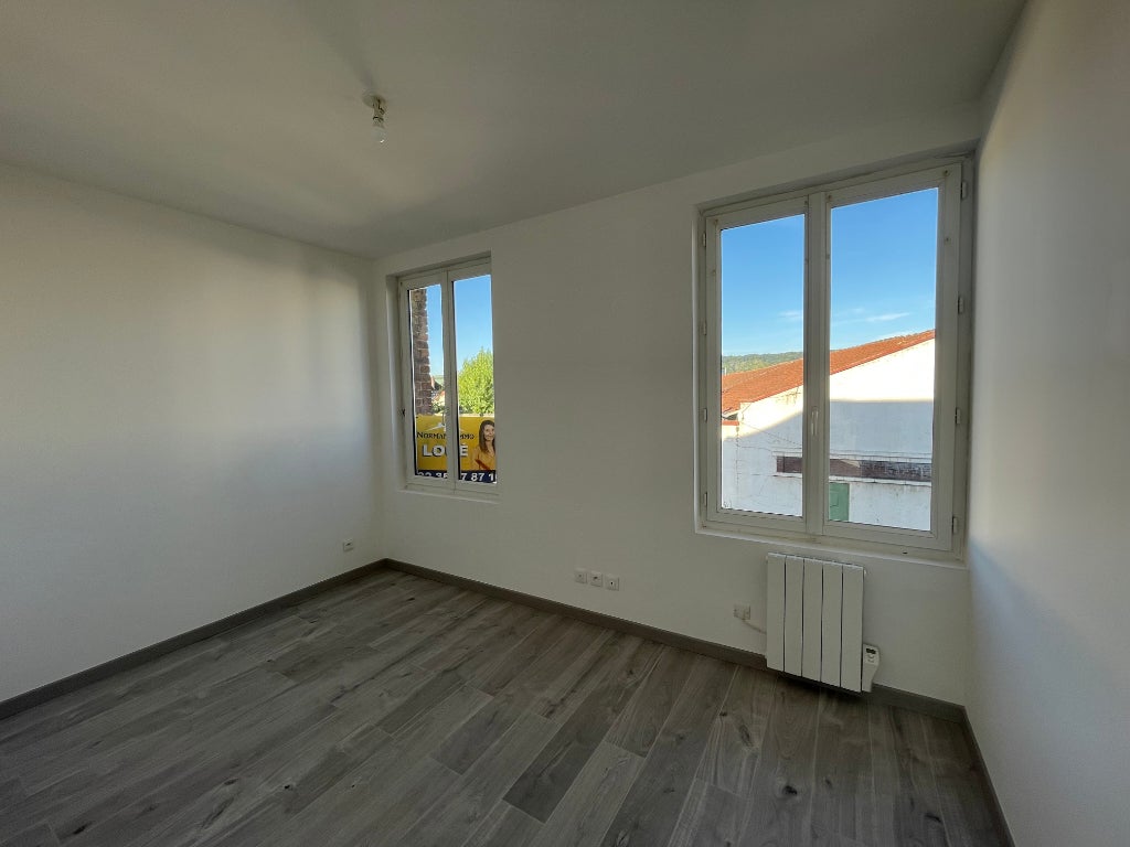 Appartement Rue Serge Vezier à Saint-Aubin-lès-Elbeuf