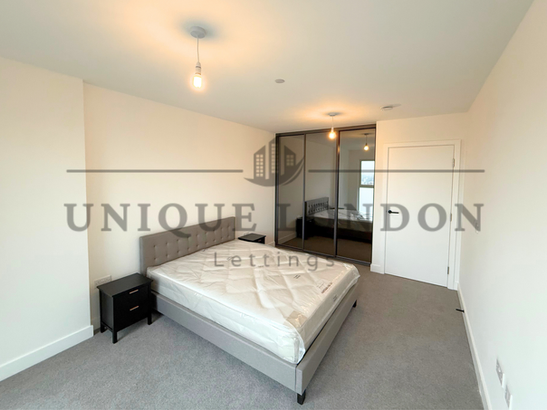 Flat Bishopsgate in City of London