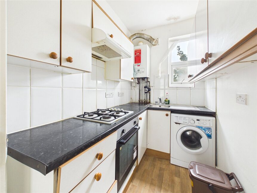 Flat Theobald Road in Greater London