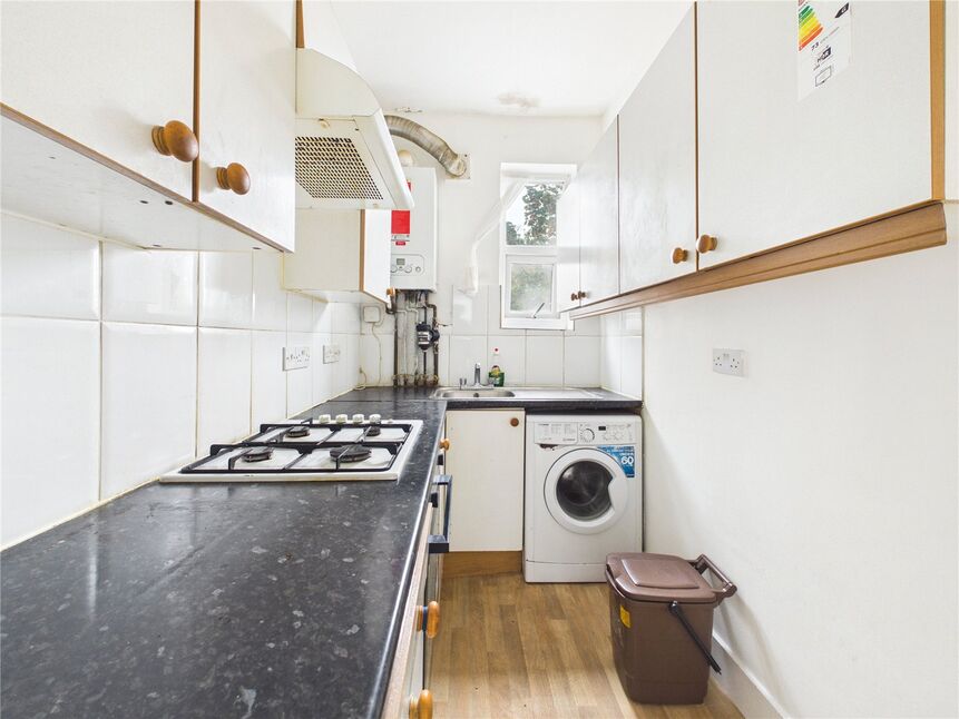 Flat Theobald Road in Greater London