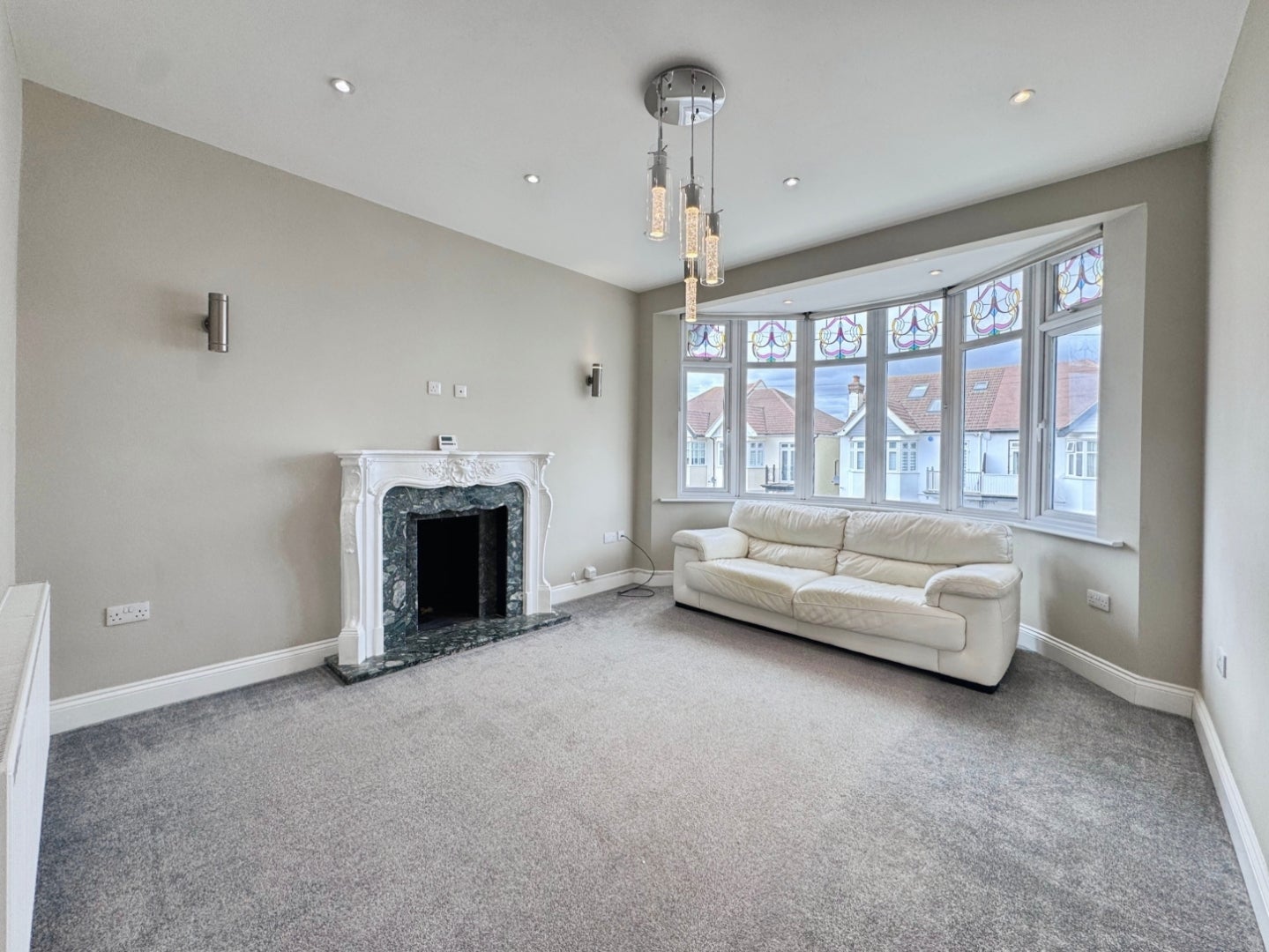 Flat Warwick Road in Southend-on-Sea