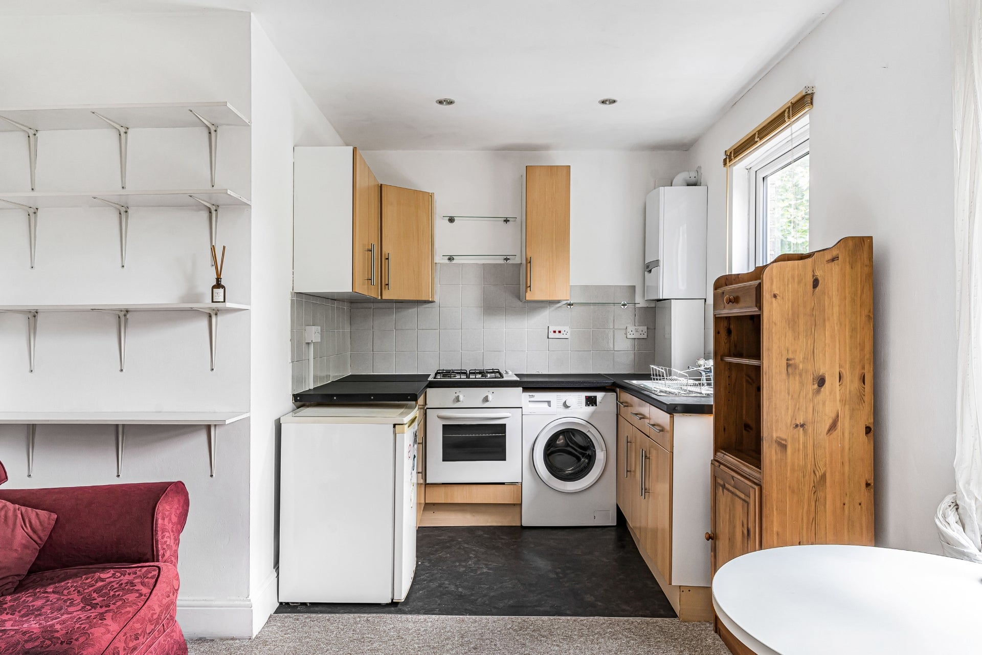 Flat Kingsland Road in Greater London