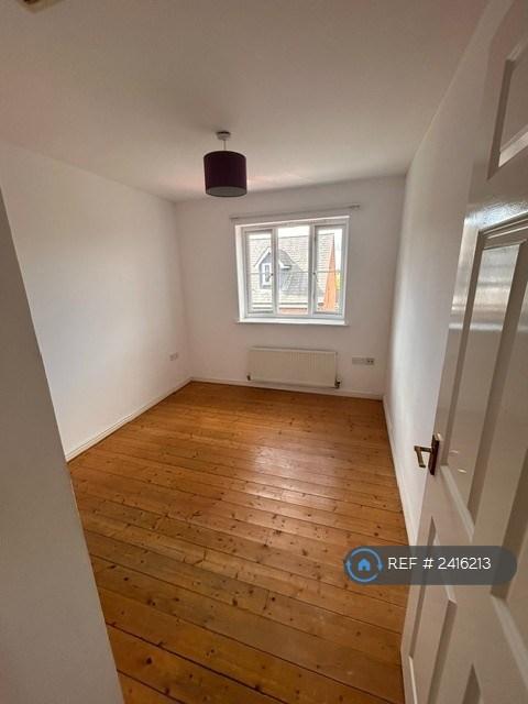 Flat Hopton Grove in Newport Pagnell