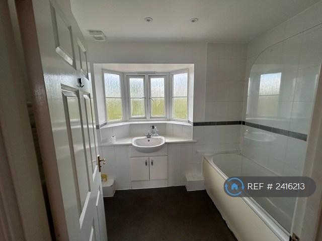 Flat Hopton Grove in Newport Pagnell