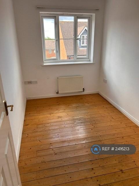 Flat Hopton Grove in Newport Pagnell