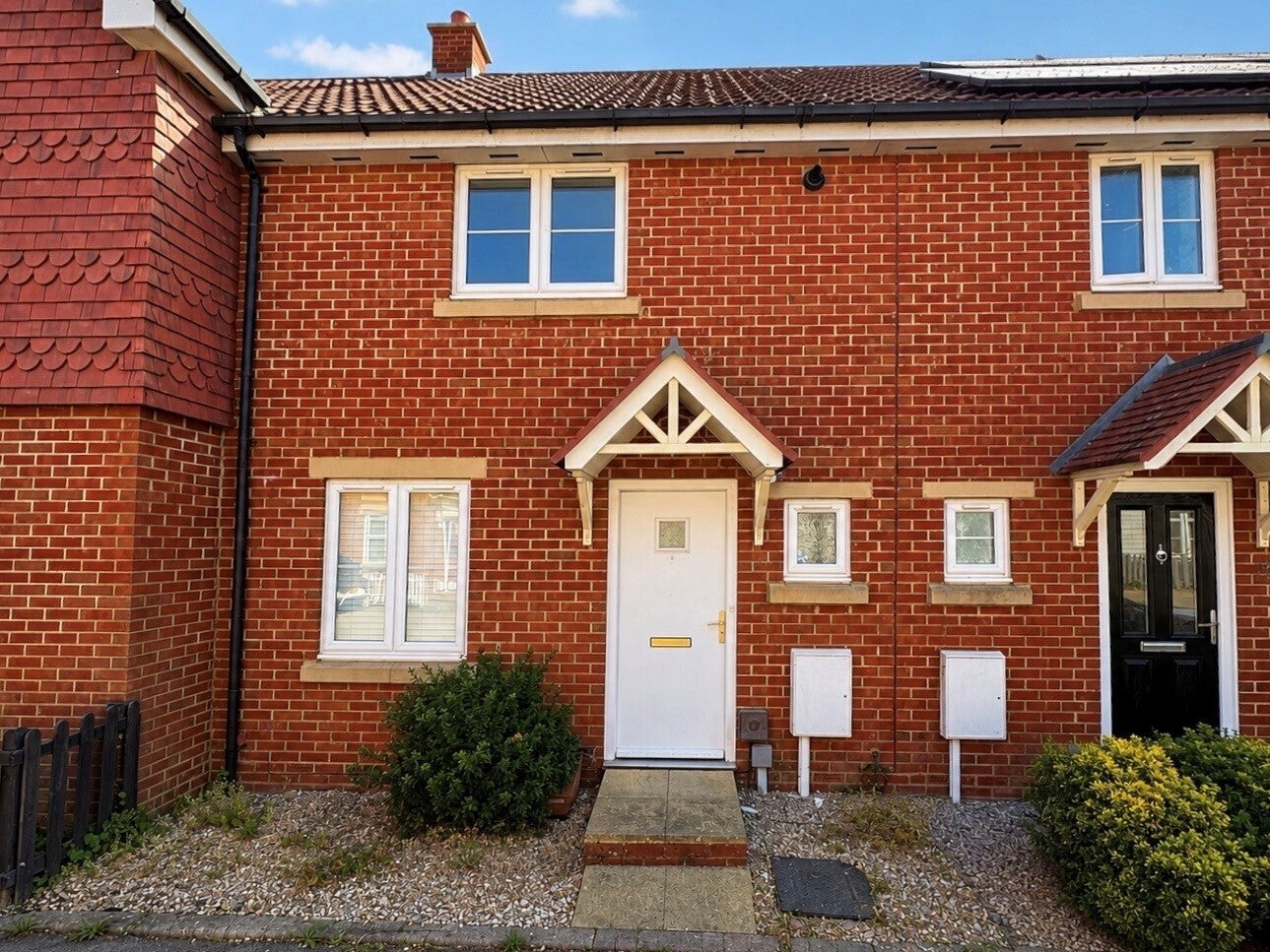 Flat Deyley Way in Great Chart with Singleton