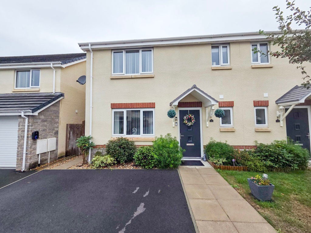 House Woodfield Park Lane in Penmaen