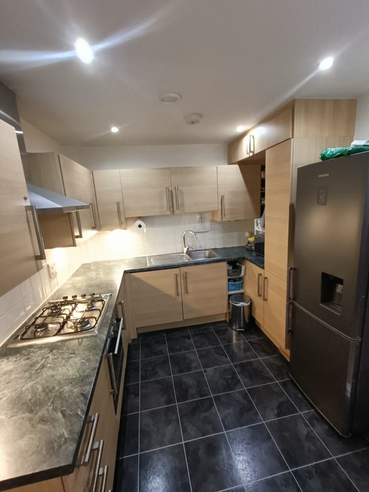 Flat Harrow View in Greater London