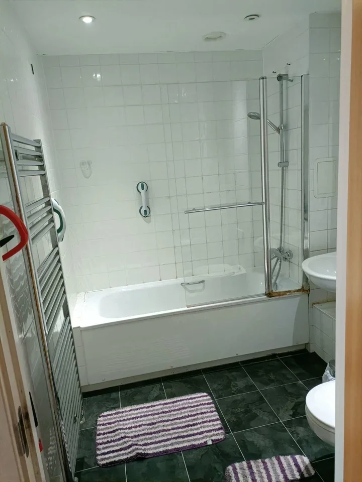 Flat Harrow View in Greater London