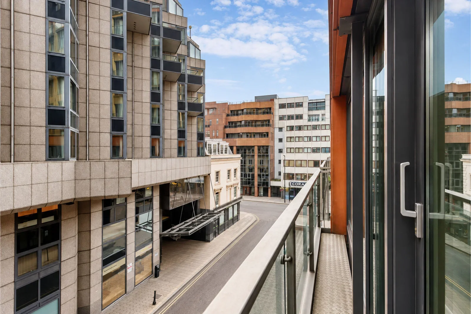 Flat Praed Street in City of Westminster