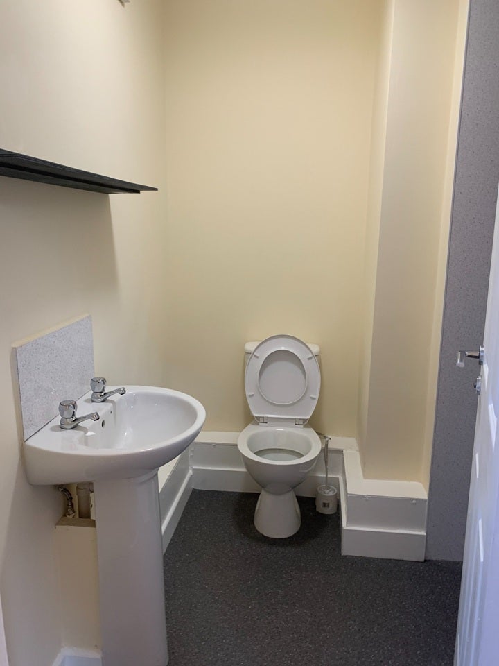 Room Jennings Walk in Gloucester