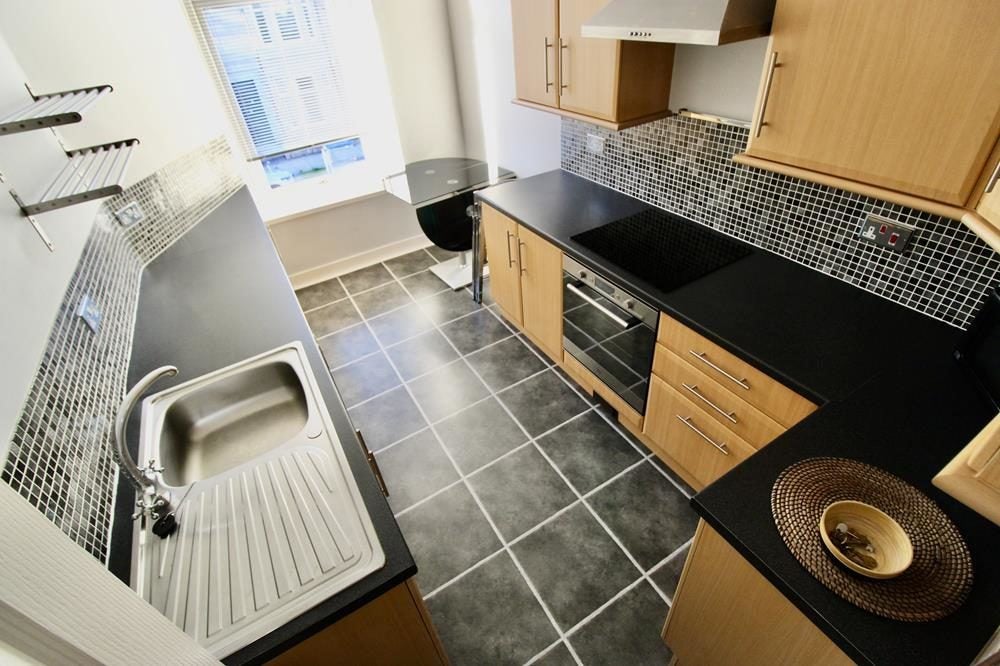 Flat Holburn Street in Aberdeen