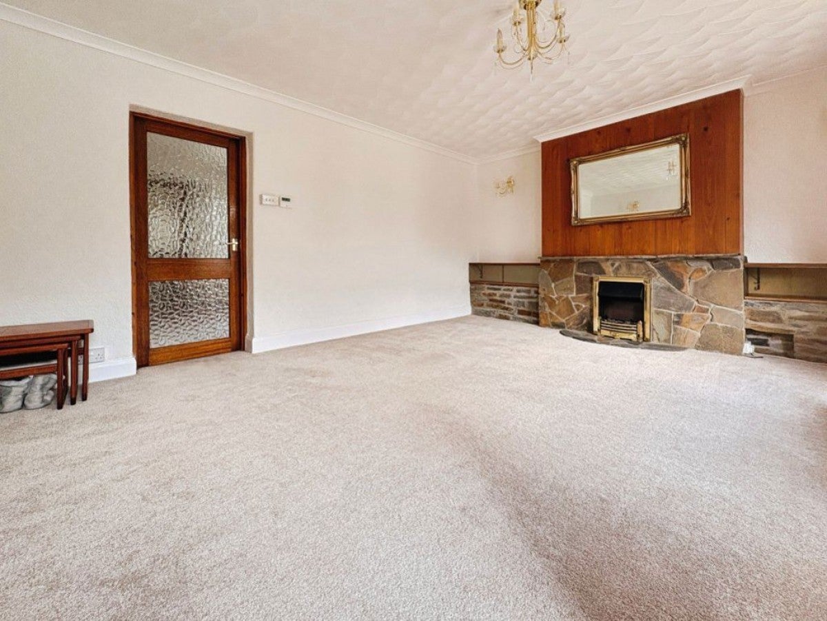 House Park Terrace in Tondu