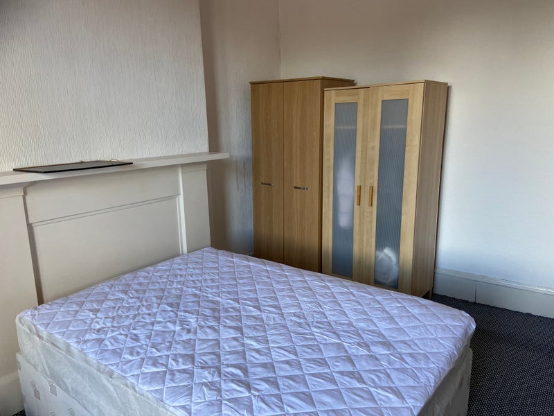 Room Dowanside Lane in Glasgow