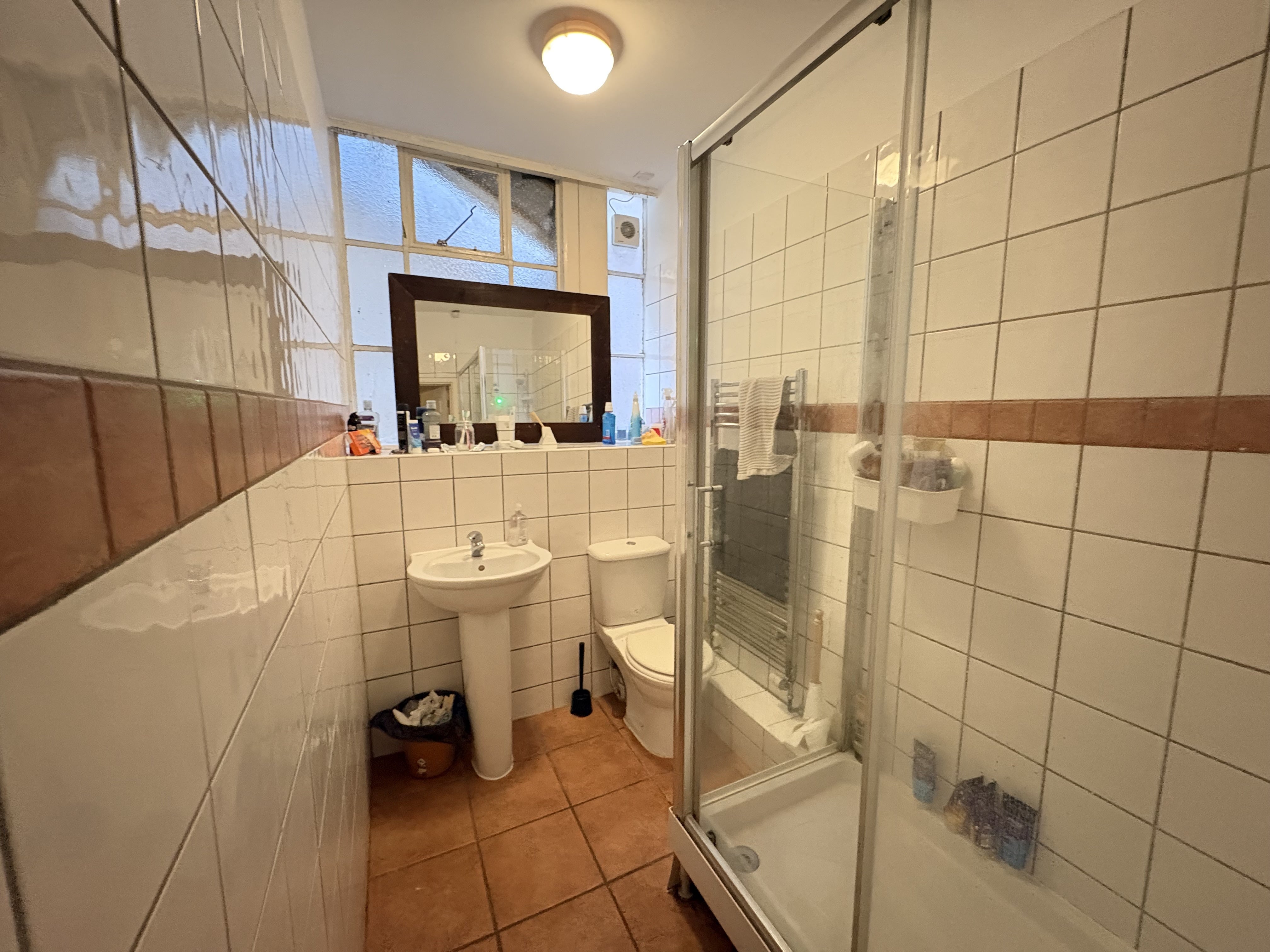 Room Mortimer Road in Bristol