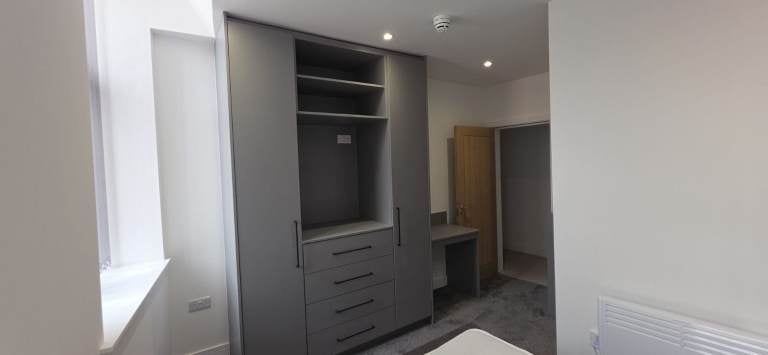 Room Godwin Street in Bradford