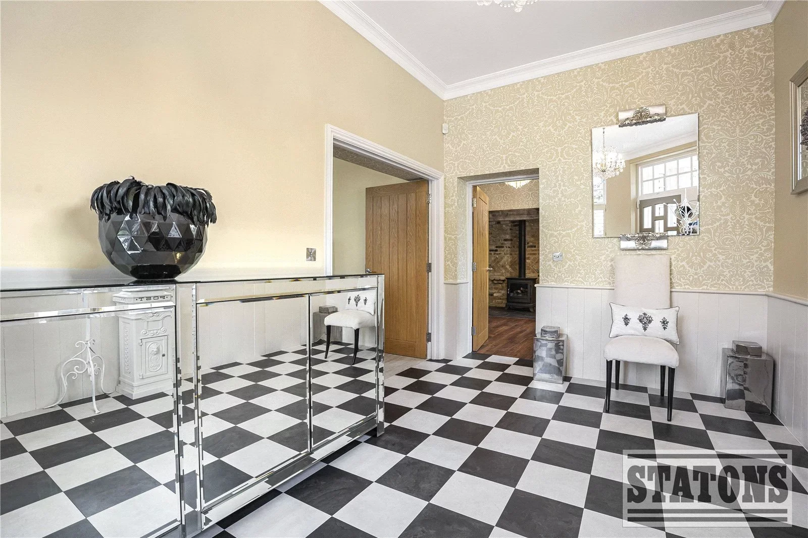 House Old Fold Close in Greater London