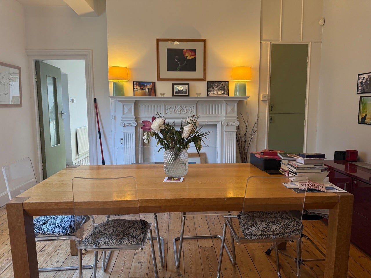 Room Bromley Road in Greater London