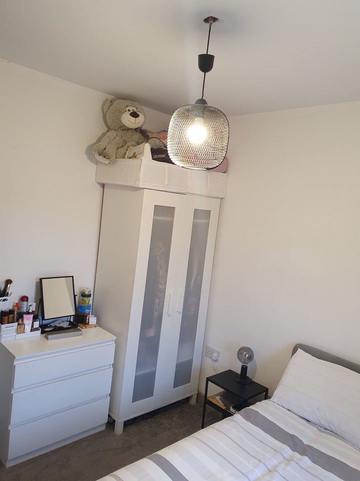 Room Bisson Road in Greater London