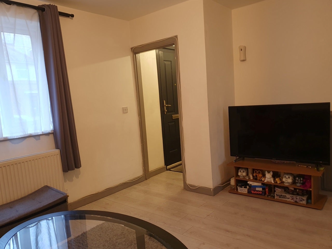 Room Bisson Road in Greater London
