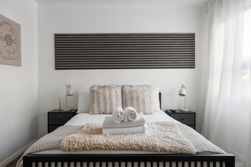 Room Stuart Road in Greater London