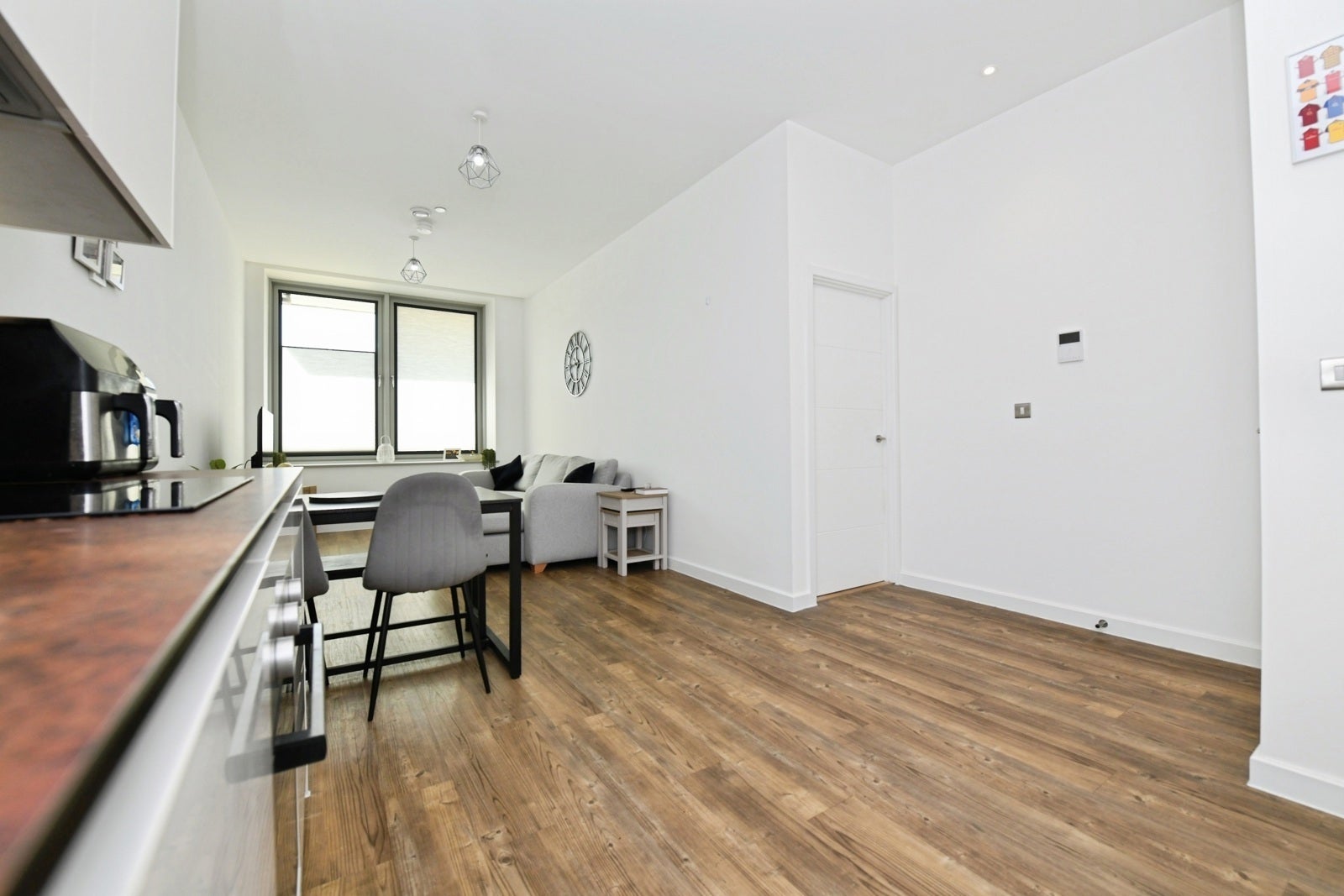 Flat Clive Road in Brentwood