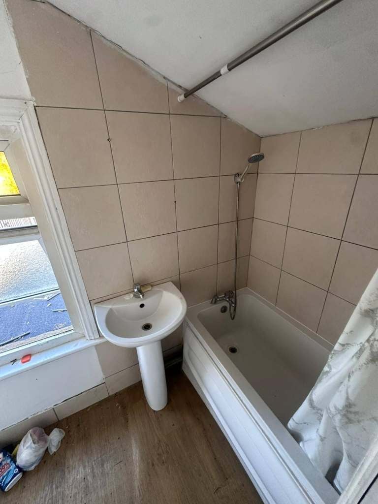 Flat Portway in Greater London