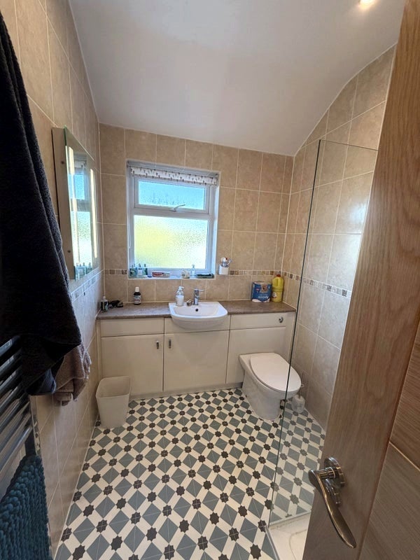 Room Ramsay Road in Sandwell