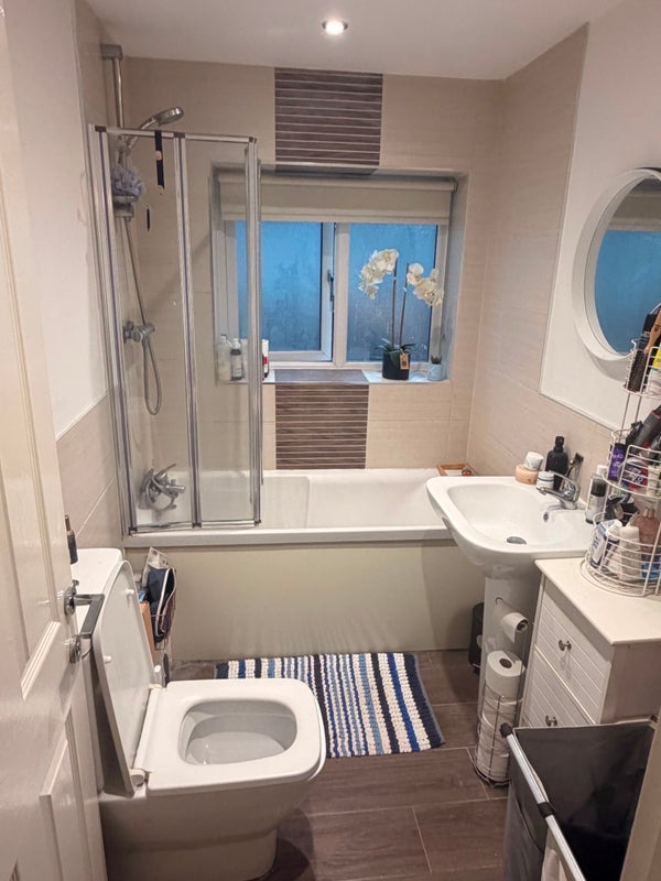 Room Moorcroft Gardens in Bolton
