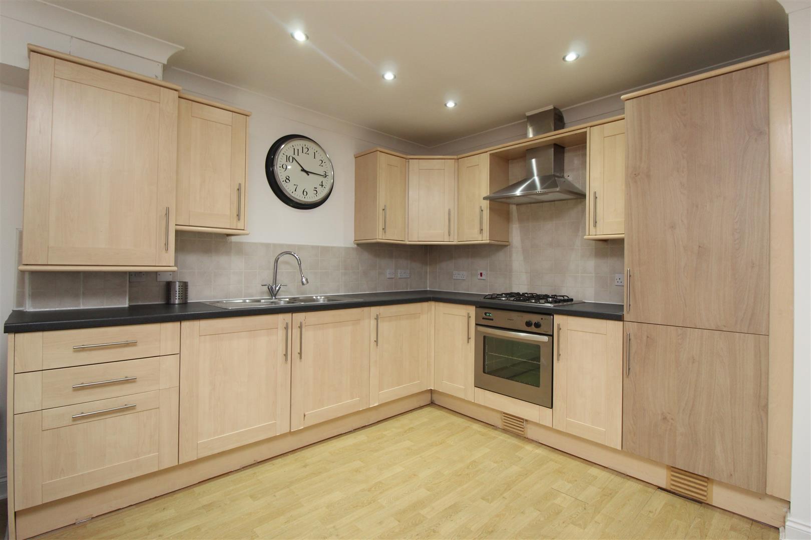 Flat Vicarage Mews in Leeds