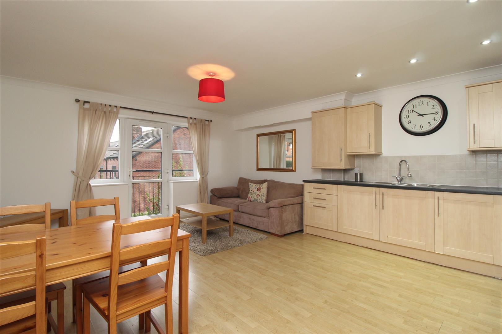 Flat Vicarage Mews in Leeds