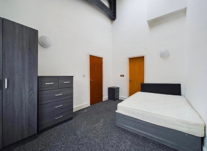 Room Victoria Street in Liverpool