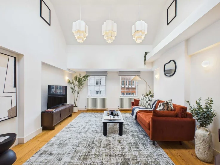 Flat Tavistock Street in City of Westminster