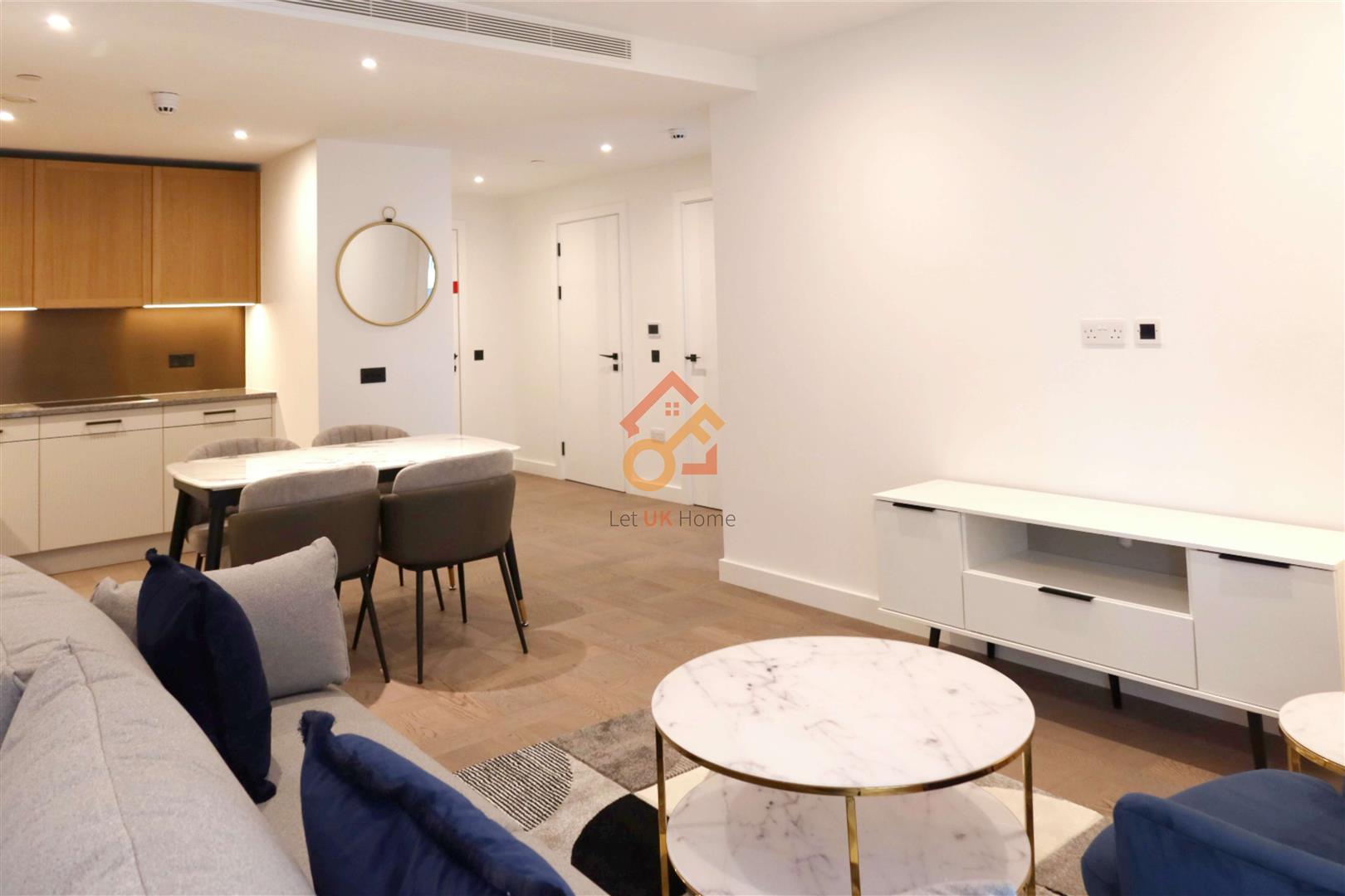 Flat Merino Gardens in Greater London