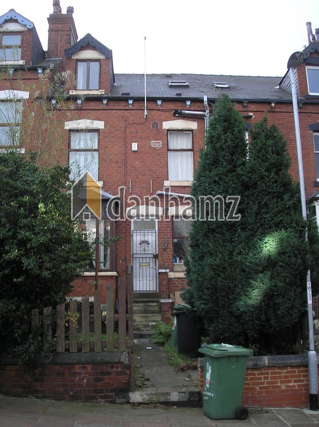Flat Wrangthorn Terrace in Leeds