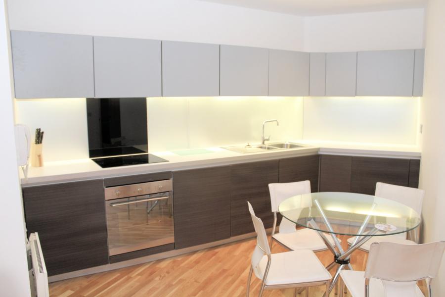 Flat Piccadilly Place in Manchester