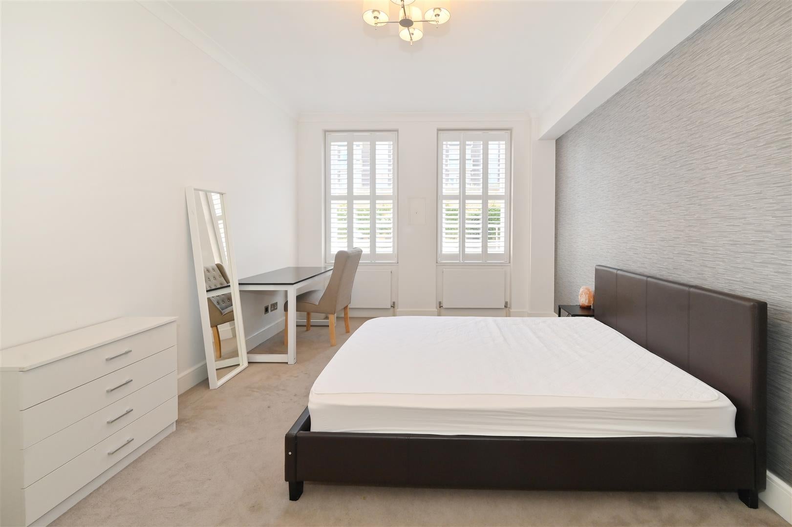Flat Baker Street in City of Westminster