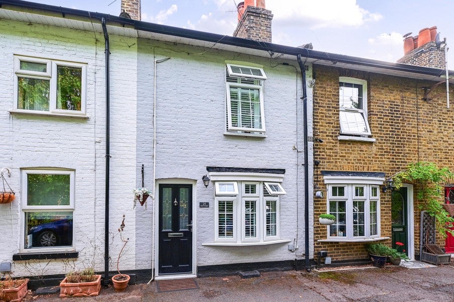 House Manor Place in Borough of Spelthorne