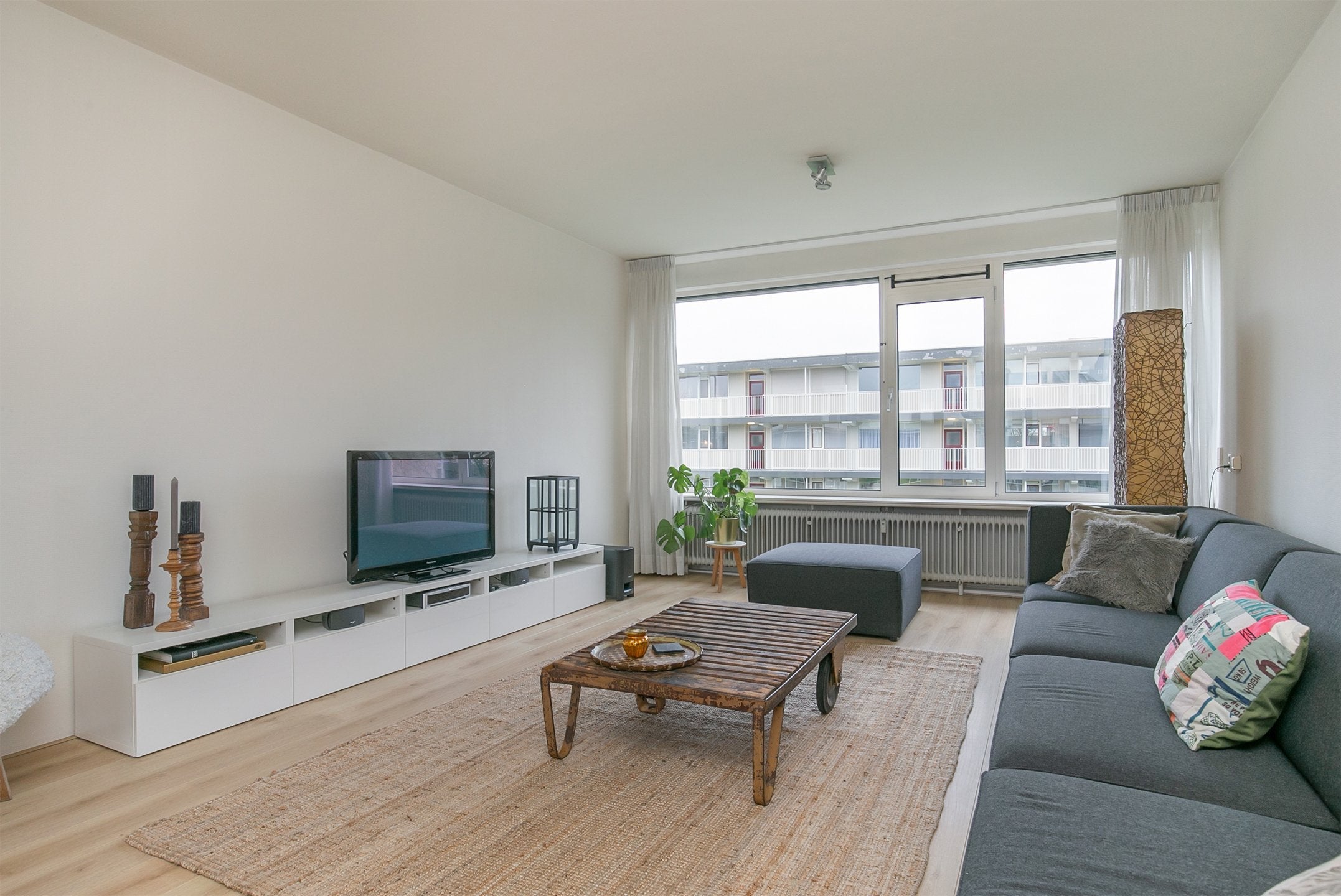 Appartement te huur: Philippus de Montestraat 42, 'S-Hertogenbosch