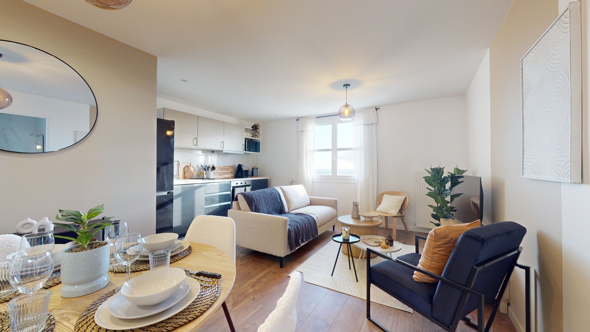 Flat Place des Colonnes Hubert Renaud in Cergy