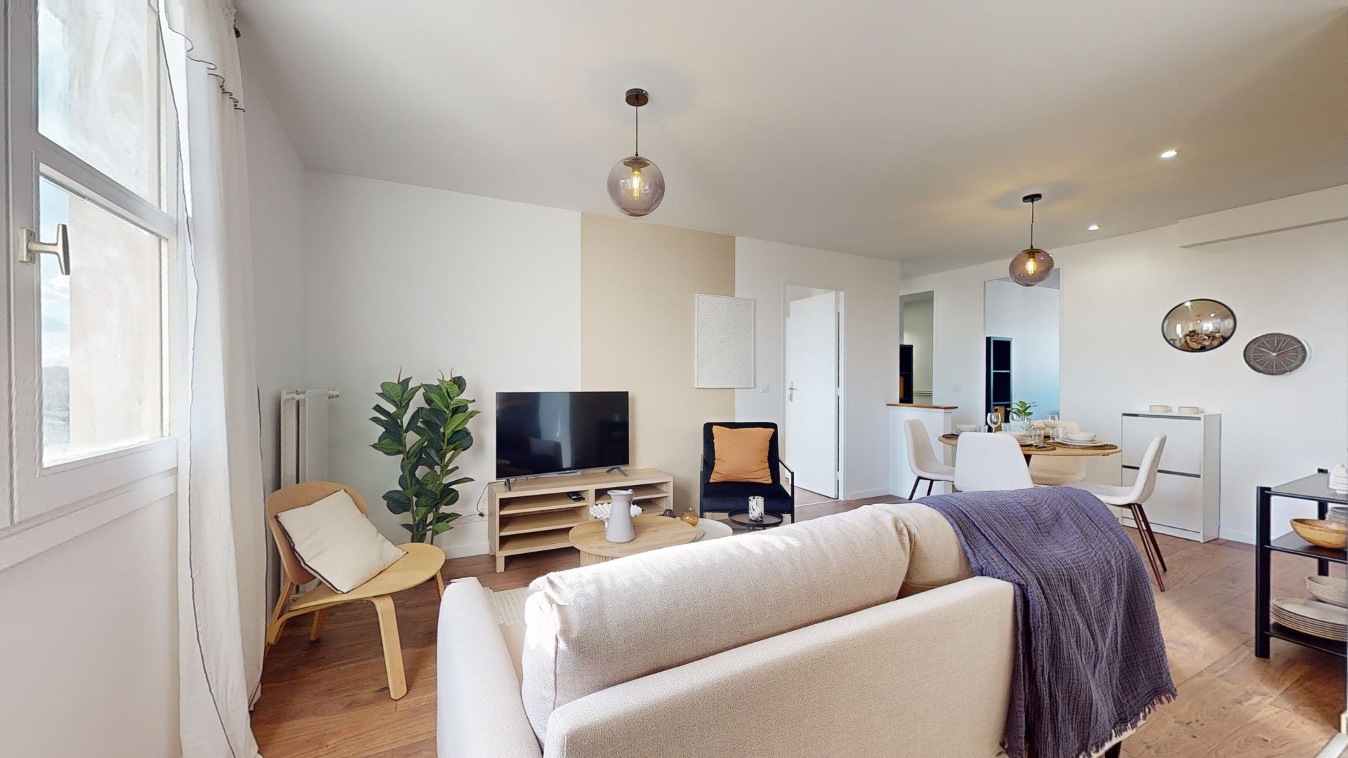 Appartement Place des Colonnes Hubert Renaud à Cergy